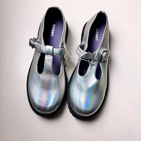 Old Navy Secure Strap Mary-Jane  Girl’s Shoes
Sz 4 Y NWT - Picture 1 of 10